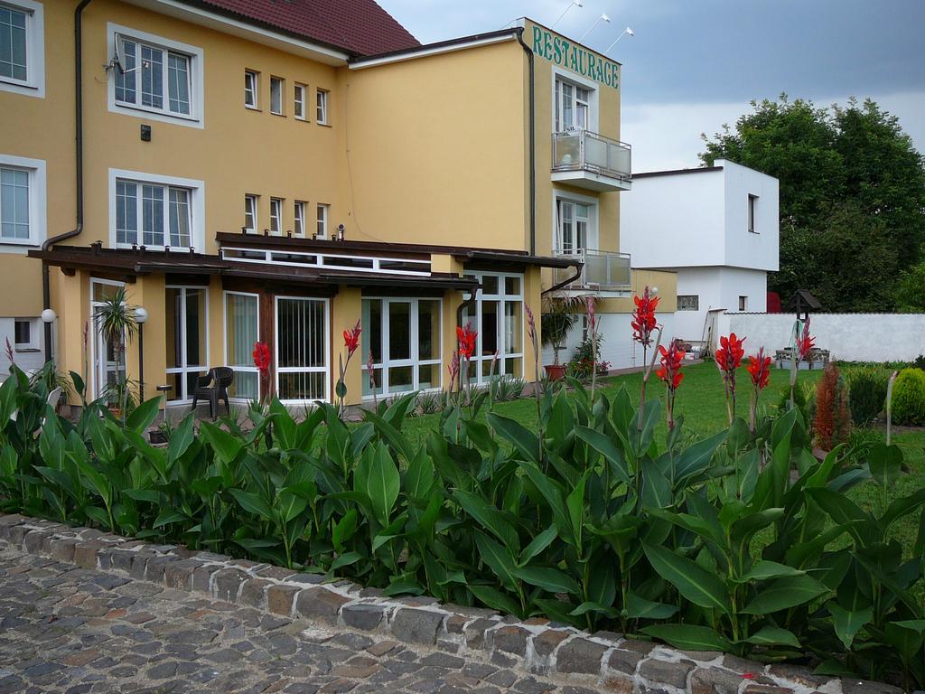 Pension U Mydlaru Mnichovo Hradiště Dış mekan fotoğraf